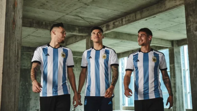 Ya tenemos camiseta para Qatar 2022: así es la nueva indumentaria de Adidas (Sol de Mayo y tecnología heat ready)