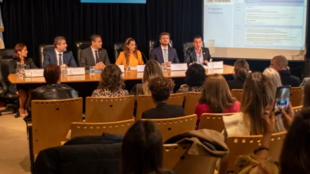 El Foro Nacional de Turismo se desarrollará en Termas de Río Hondo: habrá charlas magistrales, talleres regionales y más