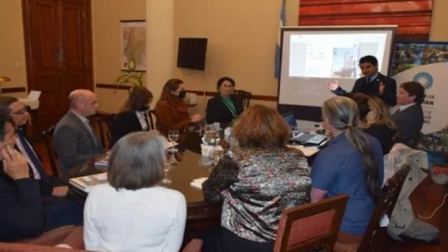 Acuerdo de cooperación: futuros enólogos de Francia y Tucumán compartirán conocimientos sobre enoturismo, viticultura y enología 