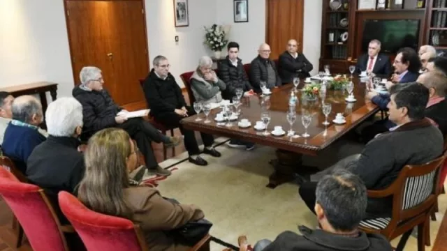 Por el inicio de la Zafra 2022 el Gobierno analiza acciones productivas junto al sector cañero tucumano  