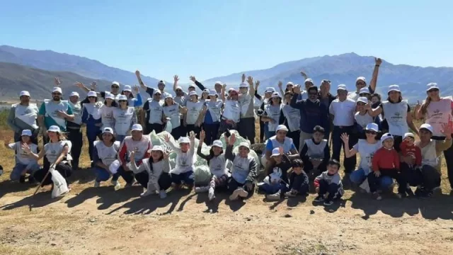 Yo Me Sumo: más de 60 voluntarios participaron de una jornada de limpieza en Tafí del Valle (sumate para la próxima) 