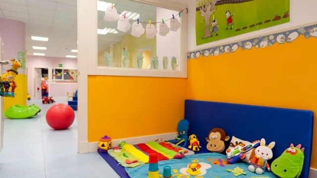 Las empresas que tienen más de 100 empleados deberán contar con guarderías para niños