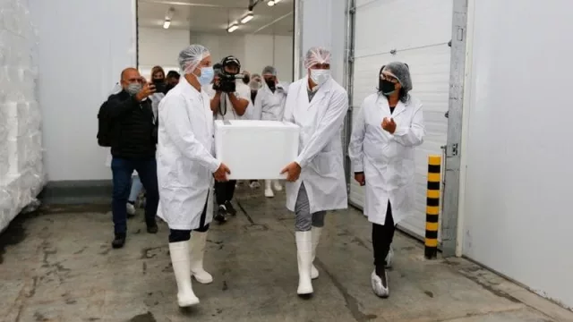 Inauguraron la planta de procesamiento de pescados de Piedra del Águila