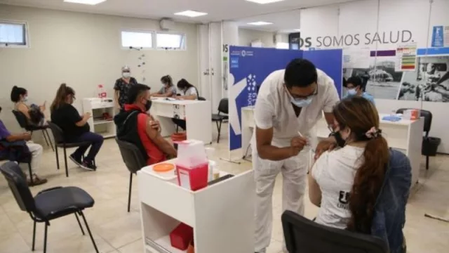 Vacunación en Tucumán: quiénes recibirán la cuarta dosis de la vacuna contra el Covid-19 