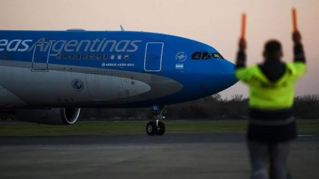 Vuelos: tras una medida gremial podría haber cancelaciones (qué pasará con el feriado de Carnaval) 