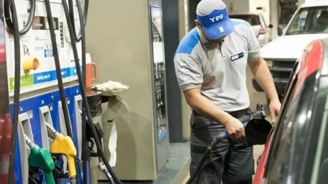 Con el aumento de los combustibles del 9% así quedaron los nuevos precios de la nafta en Tucumán