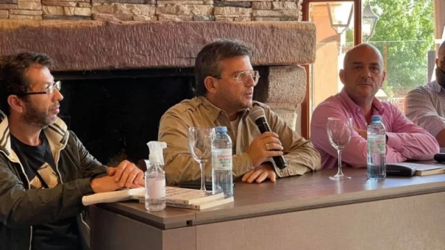 Anuncian la creación de una universidad destinada a trabajadores bancarios 