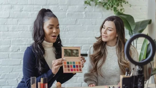 ¿Cómo se relacionan los influencers y las marcas en Paraguay?