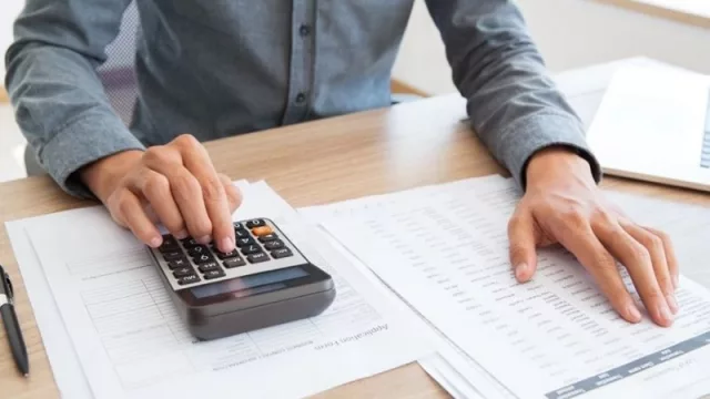 El Gobierno analiza implementar el impuesto a la herencia: de qué se trata y cómo funcionaría