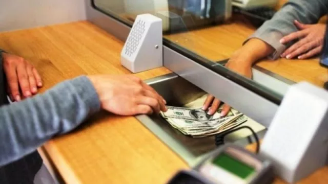 La Bancaria cierra el año con un acuerdo que adiciona un aumento del 8%