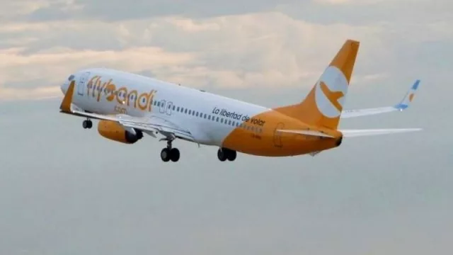 Con nuevas rutas y más demanda, Flybondi suma un nuevo avión a su flota