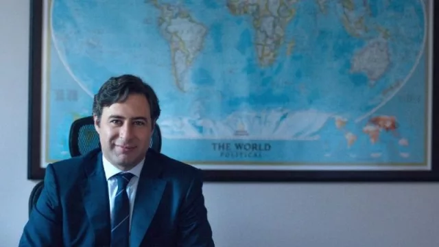 La receta de Eurnekian para salir del 'rojo': nuevos aeropuertos, emisión de ON y relanzamiento de obras