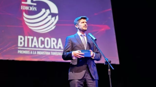 Sebastián Giobellina fue distinguido con el premio Bitácora por su gestión en la industria turística durante la pandemia