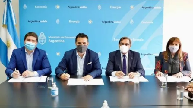 Firman un convenio millonario para fortalecer el sistema eléctrico de Tucumán (beneficiará a los usuarios)