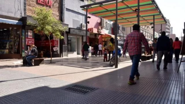 Feriado extra largo: ¿abrirá mañana sus puertas el comercio tucumano? (¿y el lunes?) 