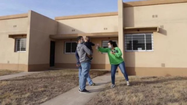 El IPVDU está próximo a concluir con la construcción de un predio de viviendas (a quiénes estará destinado)