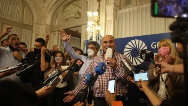 Juan Manzur: “Estamos ganando por un amplio margen”