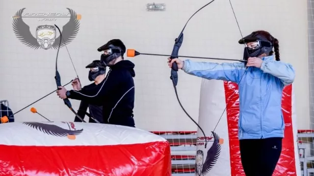 Esto está bueno: como el paintball, pero con arco y flecha (Barcelona Archery Wars, by Golden Pop)
