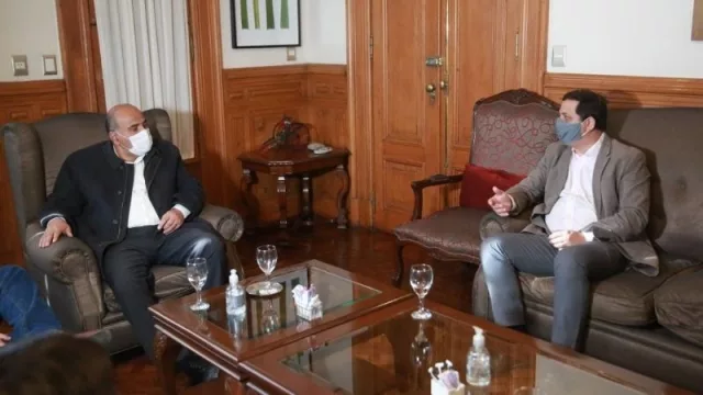 Analizan incorporar a trabajadores del sector citrícola en programas exclusivos de viviendas 