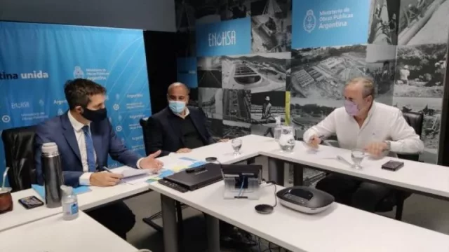 Inversión millonaria: se firmó un acuerdo que beneficiará a 10.000 habitantes de Simoca 