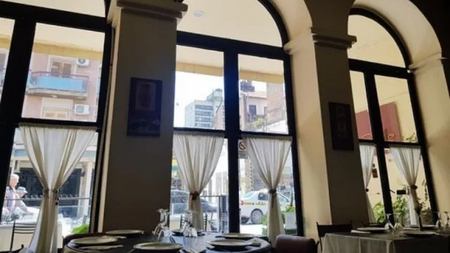“La Criolla se despide, bajamos el telón”: así anunció el histórico restaurante tucumano el cierre de sus puertas 