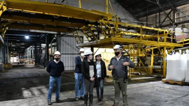 ¿Cómo es el proceso de inspección para que los ingenios cumplan con "vinaza y ceniza cero"?