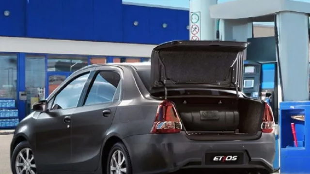Autos económicos: el Toyota Etios con GNC de fábrica suma a YPF