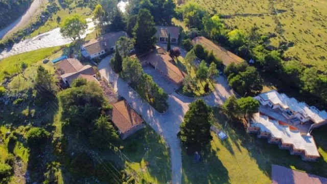 Con un ambicioso proyecto turístico, transformarán por completo la hostería La Angostura en los Valles tucumanos 