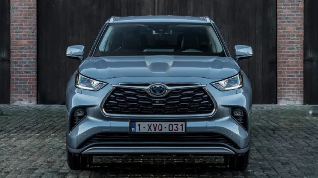 ¿Cómo es la gran Toyota Highlander que debuta en Europa?