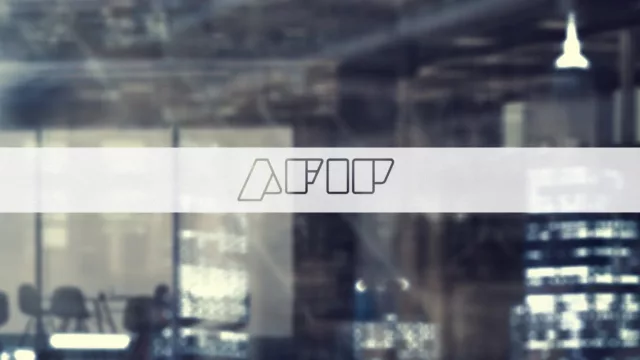 Paso a paso ¿cómo solicitar en la AFIP la devolución del 35% por la compra del dólar ahorro?