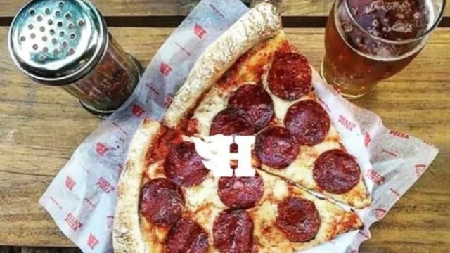 Hell’s Pizza desembarcó en Salta de la mano de Raúl Maza y amigos  