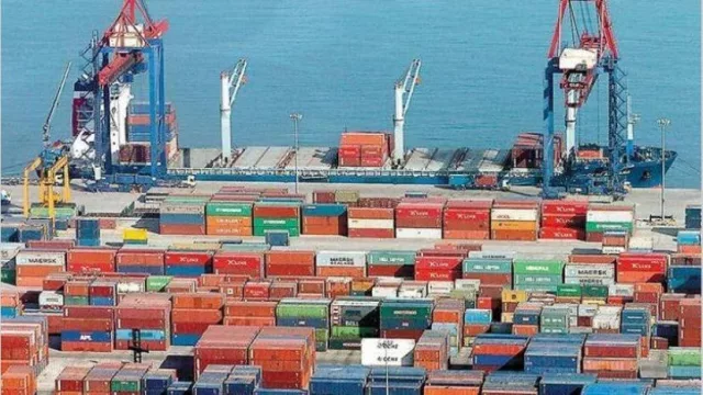 Por control de importaciones el superávit comercial llegó en octubre a u$s 612 millones