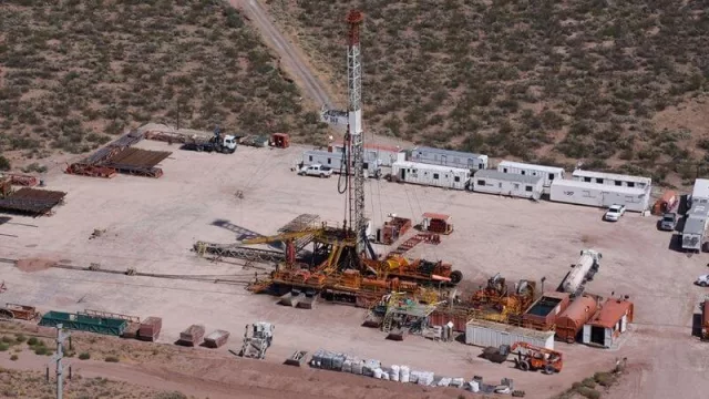 Crece la producción de petróleo en la provincia de Neuquén (en octubre subió casi el 2%)