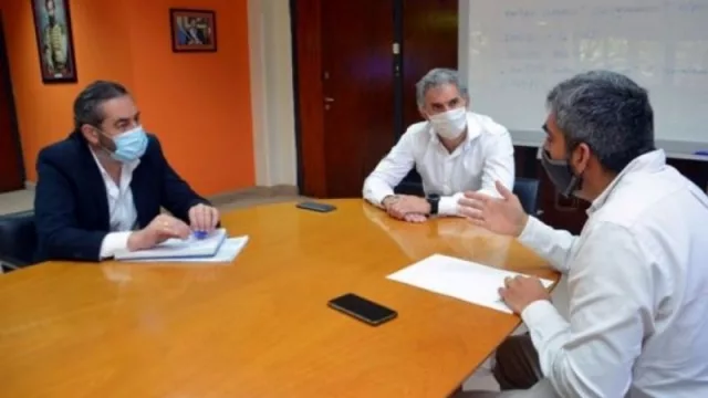 Evalúan la implementación del Pase Sanitario Rural para trabajadores migrantes