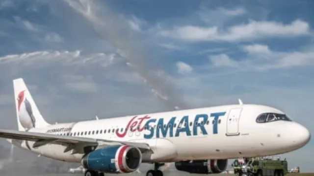 JetSmart retoma sus vuelos de cabotaje el 19 de noviembre (los viajes Tucumán - Ezeiza empezarán el 20)