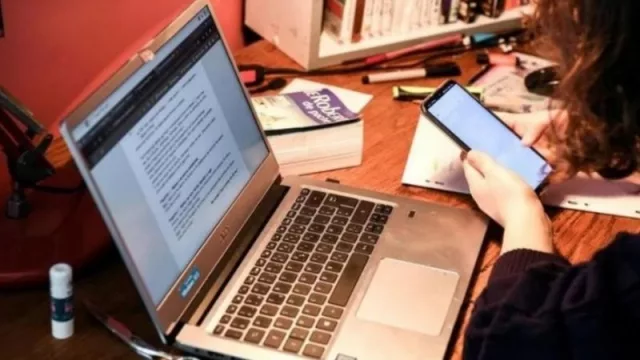 Computadoras a tasa subsidiada: incorporan línea de créditos para trabajadores no docentes 