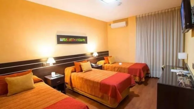 Luego de 6 meses cerrado, el Hotel Francia reabrió sus puertas (y mantiene todos los puestos de trabajo de sus empleados)