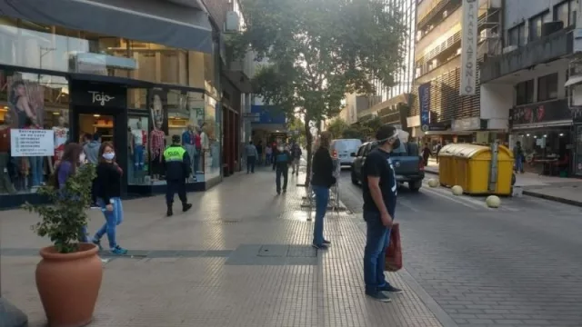 Cómo trabajará el comercio este fin de semana, y qué se sabe del bono de $5000 para el sector