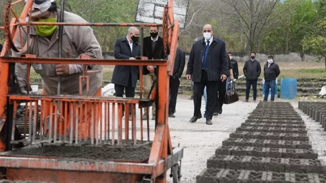 El Hogar Agromecánico se convirtió en un polo productivo (producen materiales con elementos reciclables)