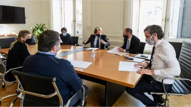 El Gobierno ofrecerá tierras públicas a inversionistas privados para que financien proyectos estratégicos