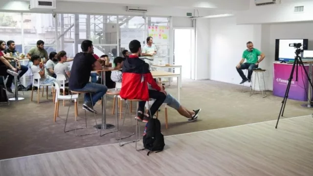 Compañía argentina de gestión de negocios amplía horizontes y llega a Paraguay