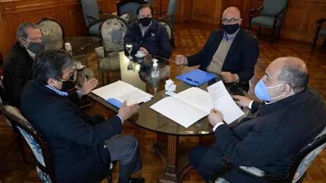 Obras de infraestructura: buscan mejorar las autovías para favorecer el desarrollo productivo de Tucumán 