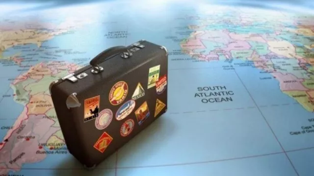 Partir, con la frente marchita