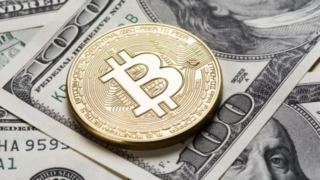 La UIF controlará a quienes compren dólares a través de Bitcoin
