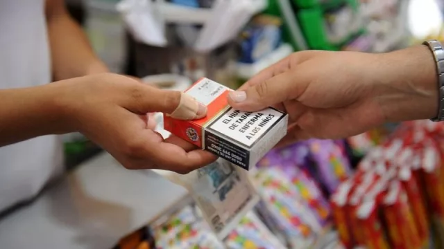 ¿Sos de comprar cigarrillos “truchos”? La Provincia quiere comenzar a controlar su venta
