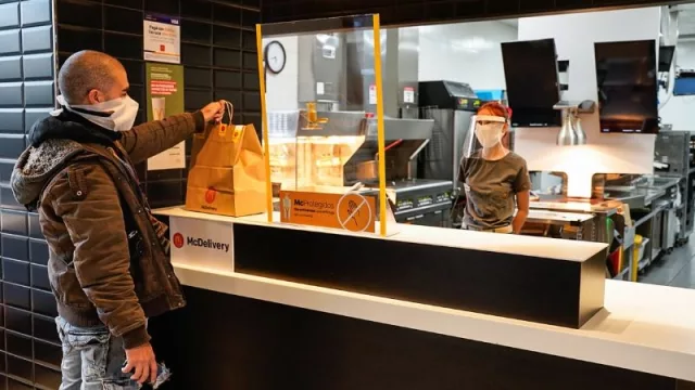 Amantes de la hamburguesa: McDonald’s lanza una función para pedir, pagar y retirar desde su app