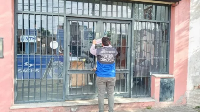 Ya se clausuraron más de 20 comercios en la ciudad por la emergencia sanitaria