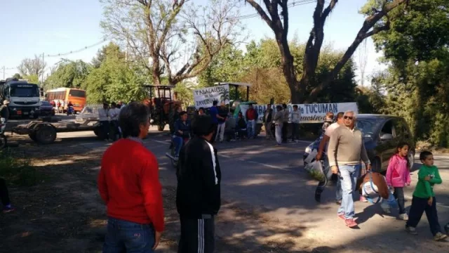 Conflicto salarial en el sector tabacalero: solicitan el pago de la Caja Verde