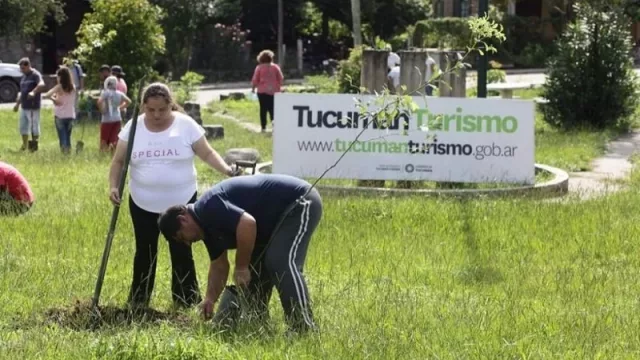 “Yo Me Sumo” comprometido con el medio ambiente: se plantaron 500 árboles en el patrimonio verde de El Cadillal
