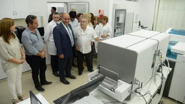 ¡Buenas noticias! Se inauguró el laboratorio de análisis clínicos del hospital Avellaneda